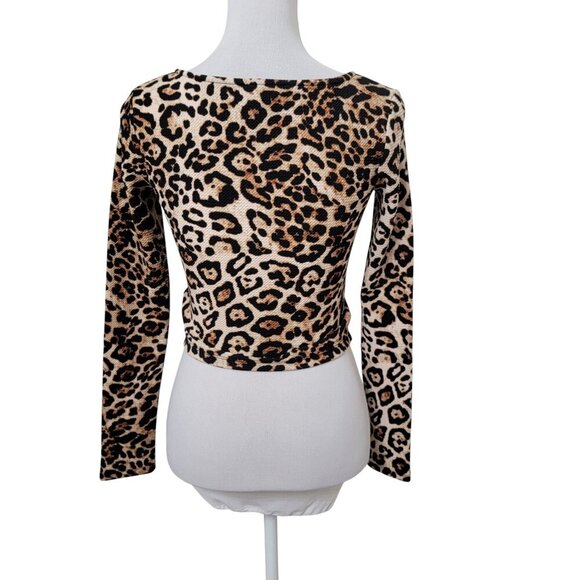 Forever 21 Size S Leopard Print Long Sleeve Crop Top, Textured Fabric - Picture 4 of 11